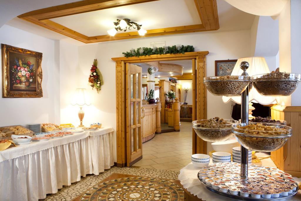 Hotel Garni Laura Arabba Extérieur photo