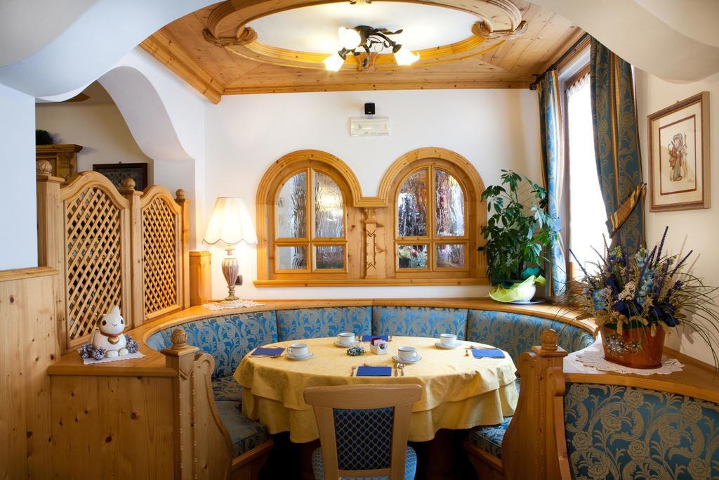 Hotel Garni Laura Arabba Extérieur photo
