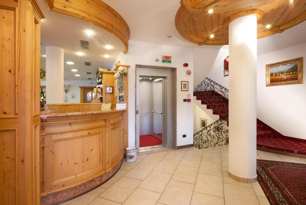 Hotel Garni Laura Arabba Extérieur photo